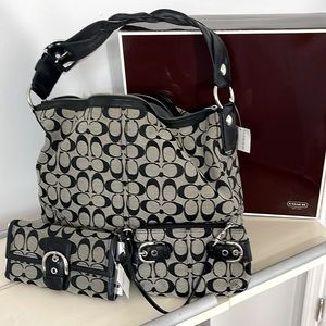Coach black signature hobo 11859 with signature wallet 41284 wristlet F41290